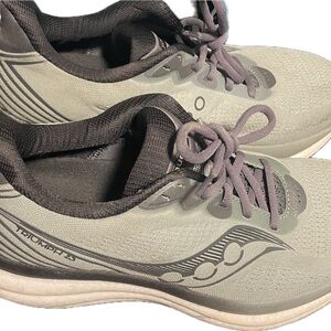 Saucony Triumph 23 10.5 W